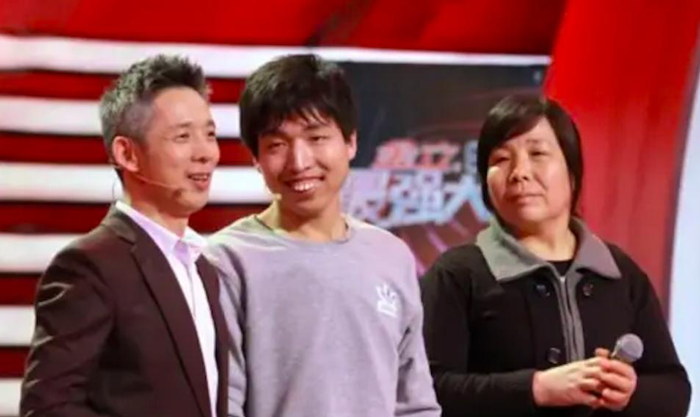 《最强大脑》第3期之“中国雨人” 周玮_ 世界孤独症关注日 | 让来自星星的孩子，不再孤单_OKPay钱包基因